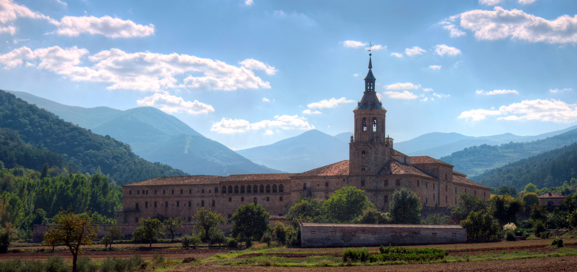 hotel monasterio encanto rioja monasterio yuso cab