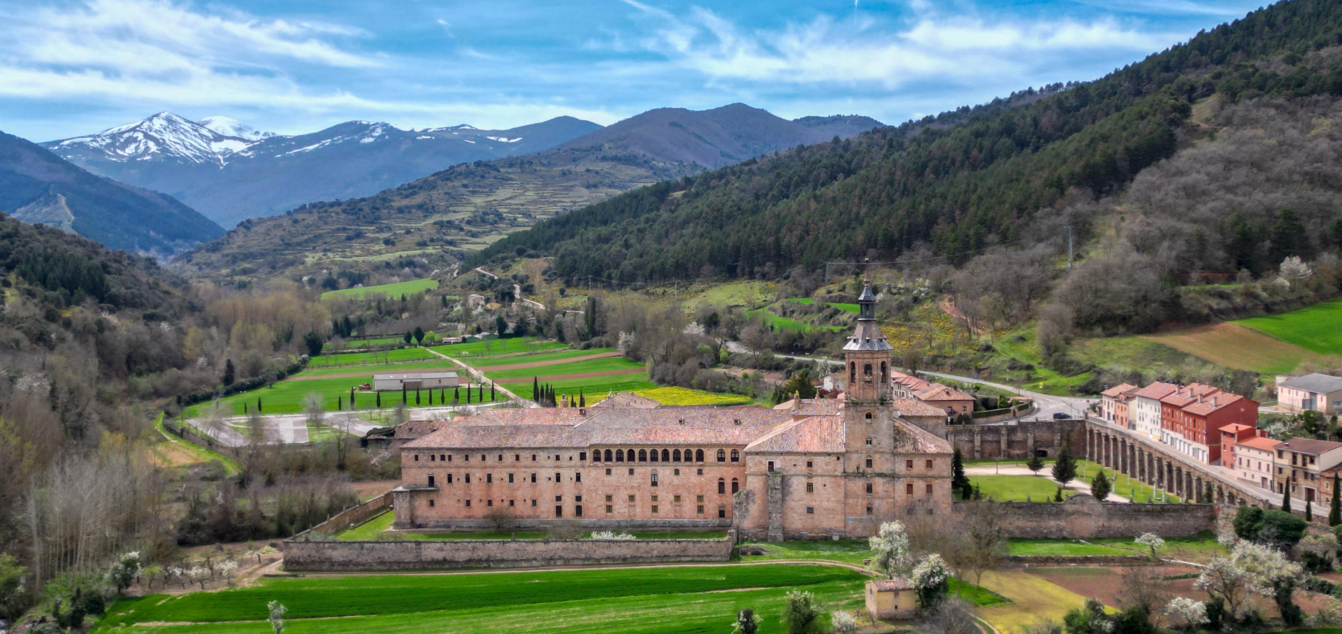 hotel monasterio san millan cogolla la rioja exteriores cab 2 hotel monasterio san millan cogolla la rioja exteriores cab 2